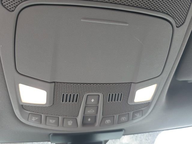 Used 2017 Ford F150 Lariat w/ Equipment Group 502A Luxury image 12