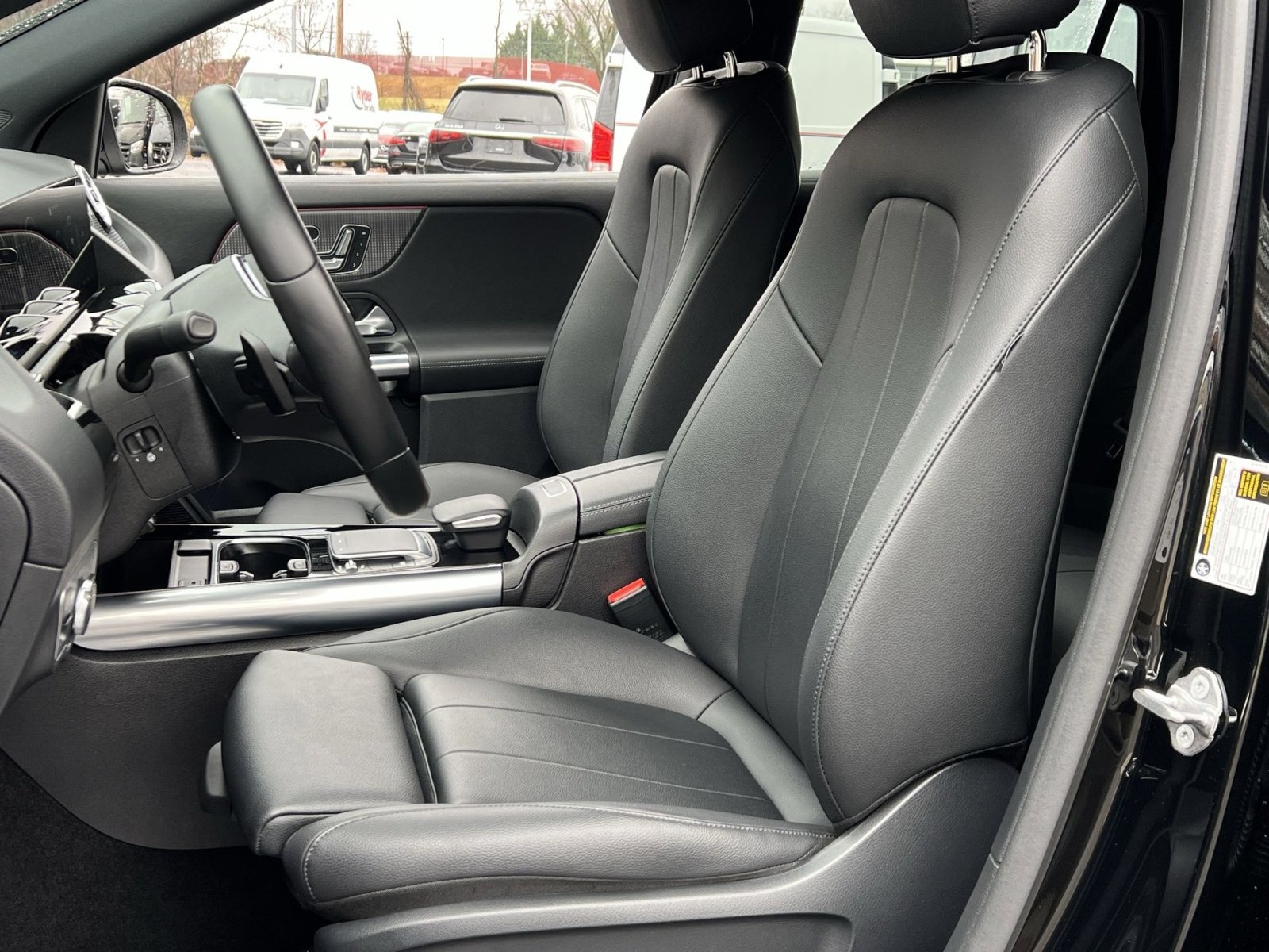 Certified 2022 Mercedes-Benz GLA 250 4MATIC image 11