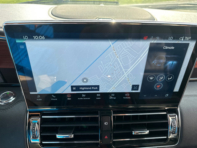 Used 2024 Lincoln Navigator L 4WD image 17