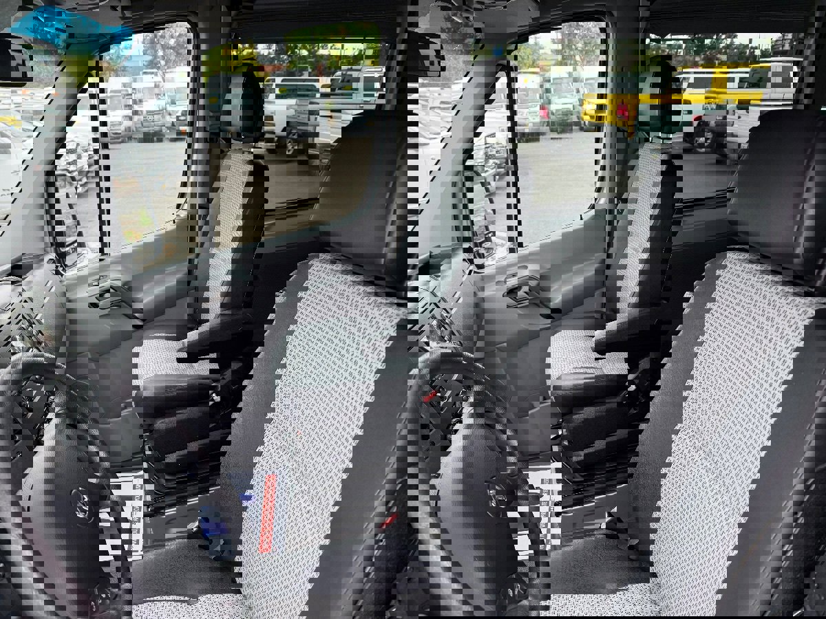 Used 2009 Dodge Sprinter 2500 w/ Rear Heater Group III image 21