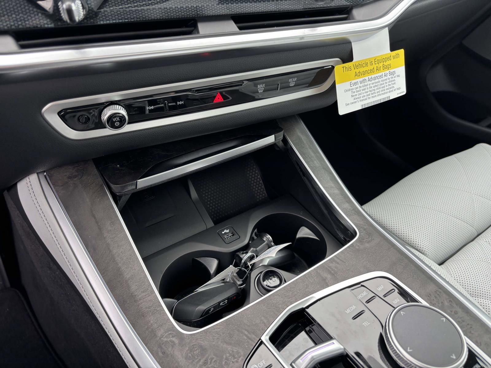 New 2026 BMW X5 xDrive40i AWD/4WD image 23