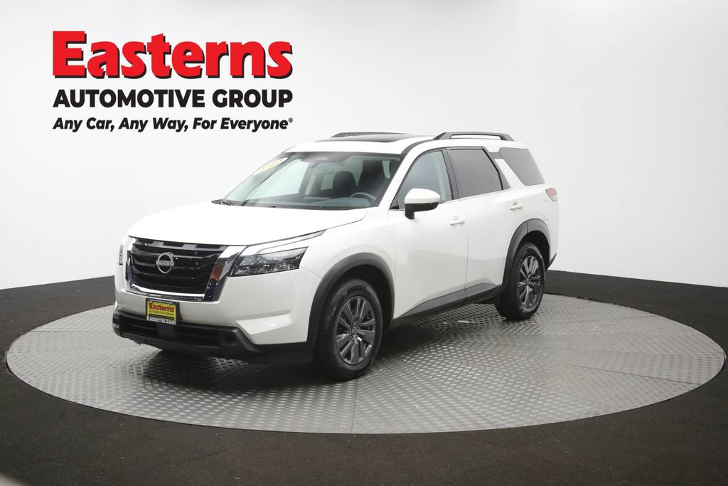 Used 2023 Nissan Pathfinder SV w/ SV Premium Package AWD/4WD image 58