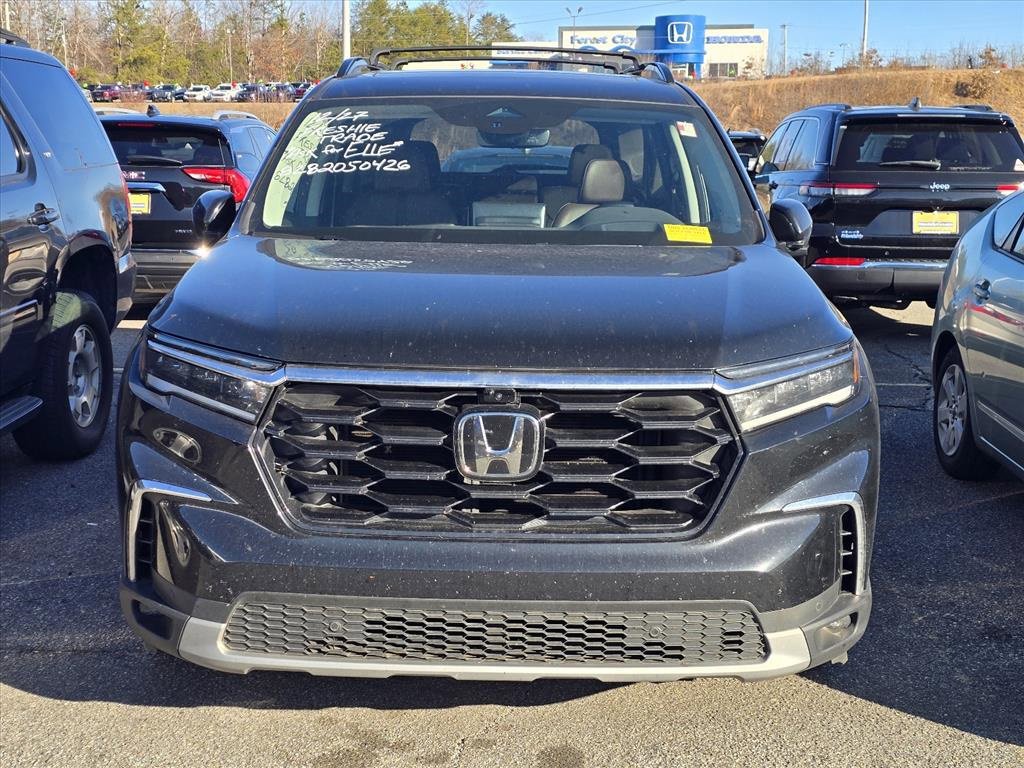Used 2023 Honda Pilot Elite image 5