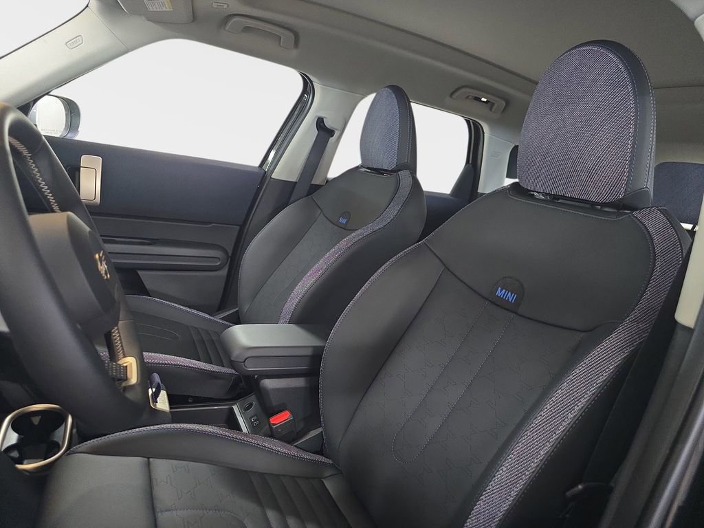 Used 2025 MINI Cooper Countryman SE image 17
