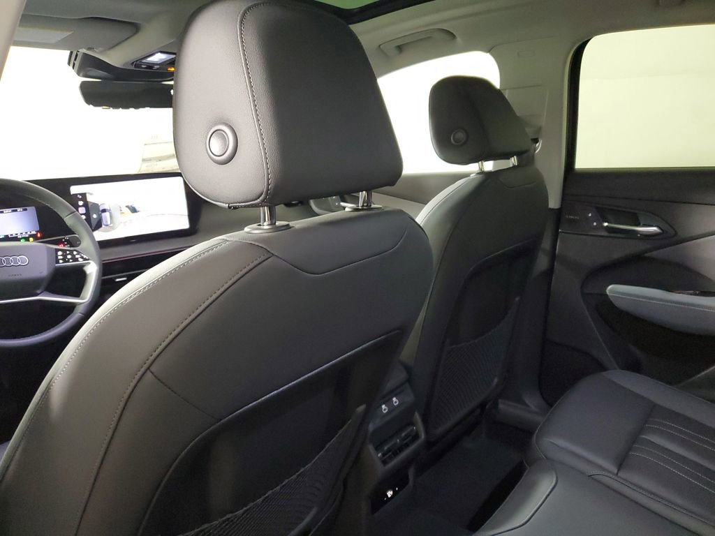 New 2026 Audi Q3 quattro 2.0T AWD/4WD image 11