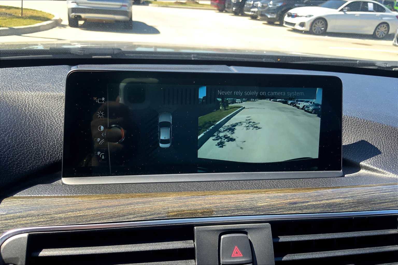 Used 2017 BMW 330e image 24