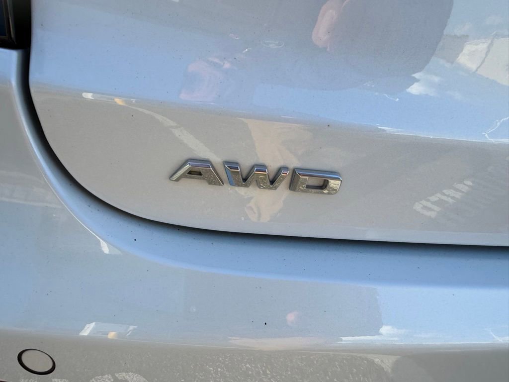 Used 2024 Cadillac XT6 Premium Luxury w/ LPO, Floor Liner Package image 40