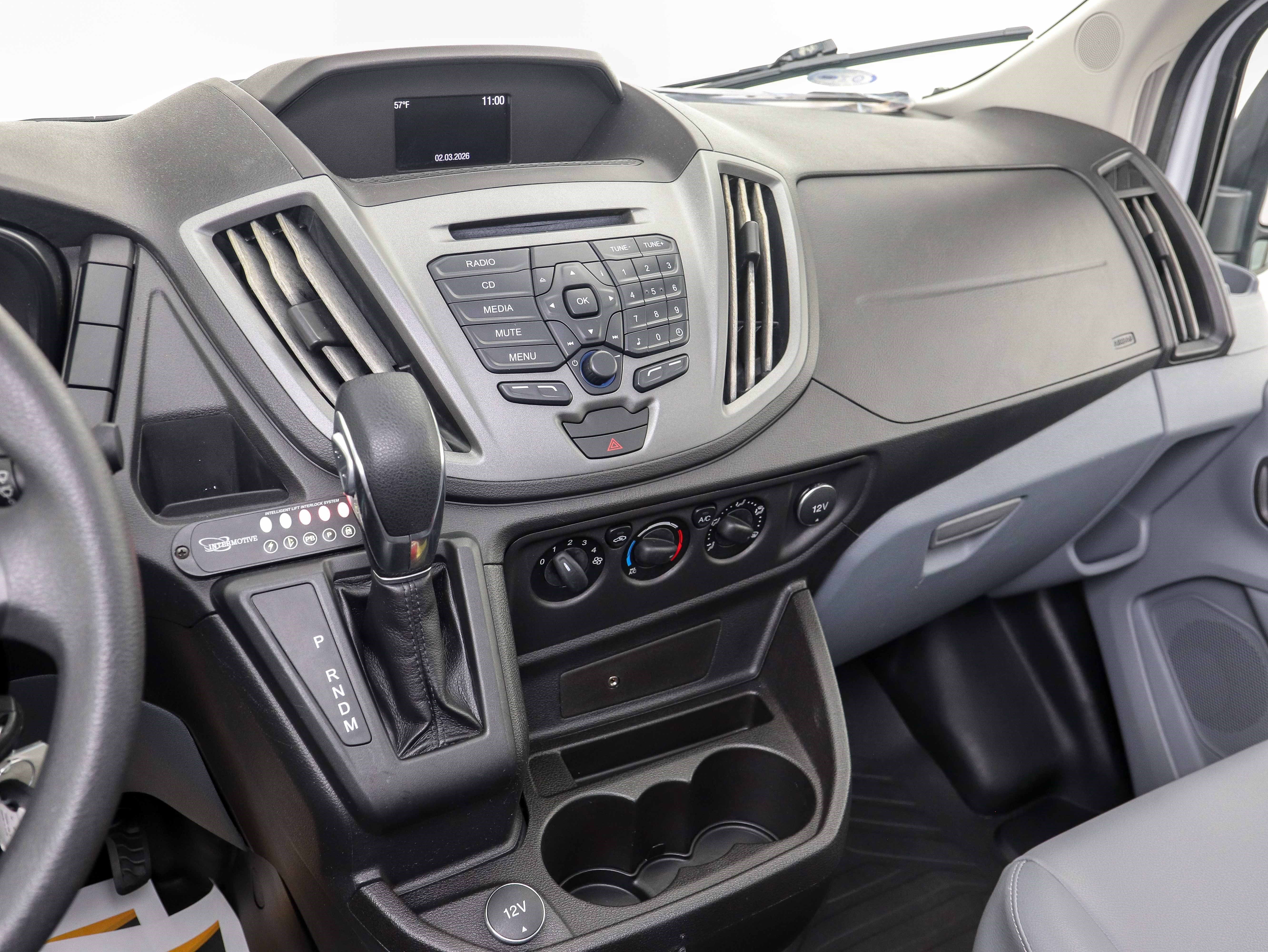 Used 2017 Ford Transit 350 XL image 28