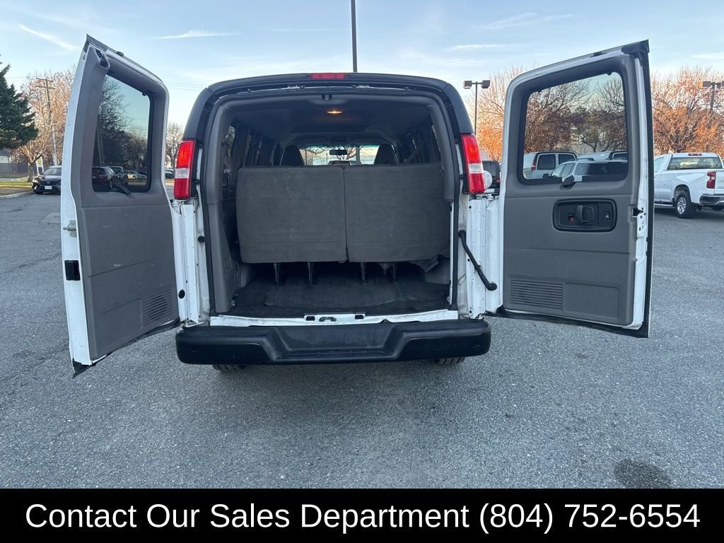 Used 2018 GMC Savana 2500 LS RWD image 10