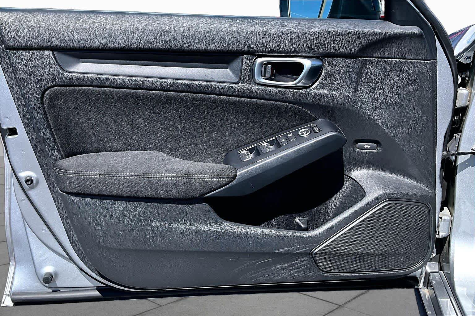 Used 2023 Honda Civic Sport image 22