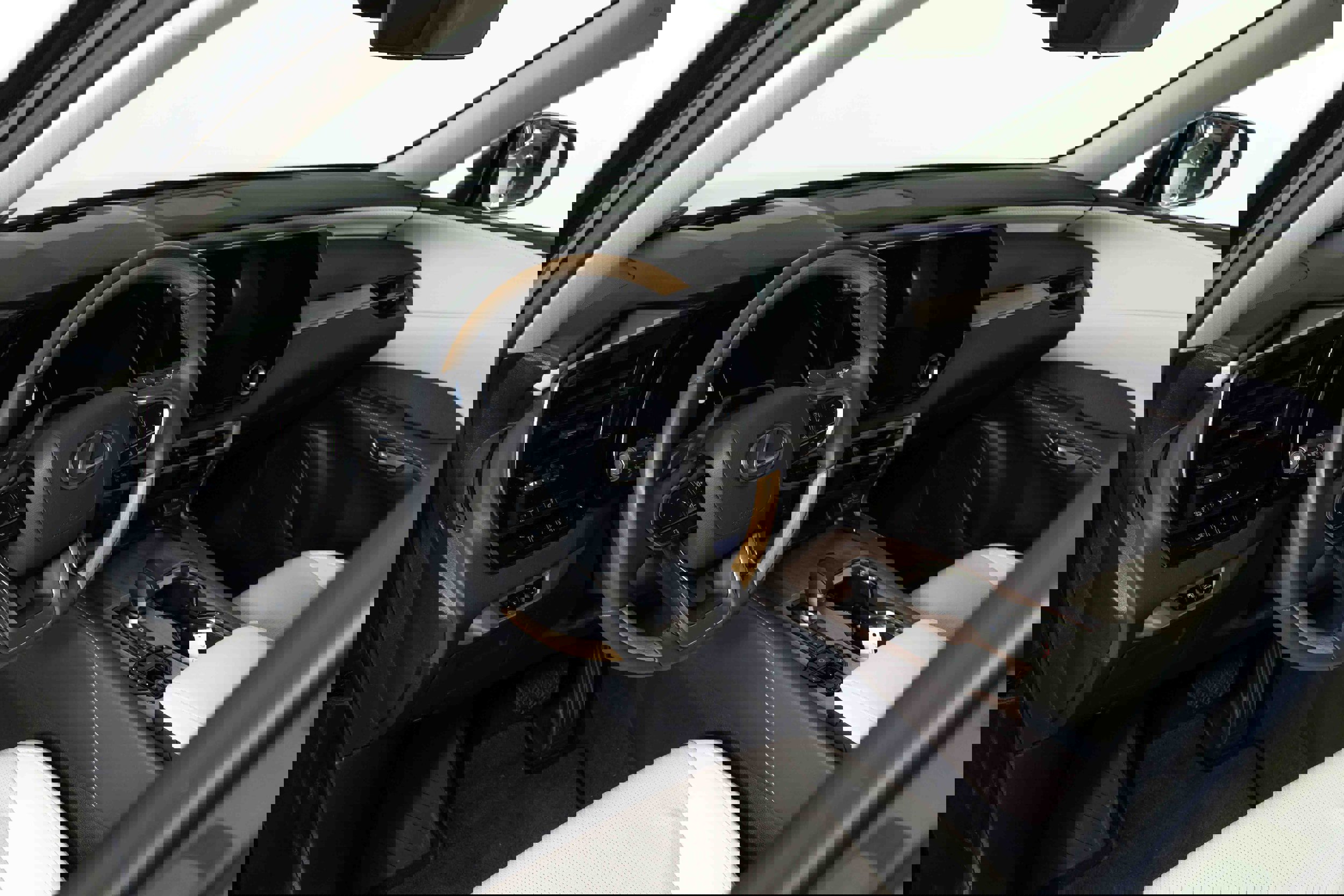 Certified 2025 Lexus RX 350 Premium Plus image 18