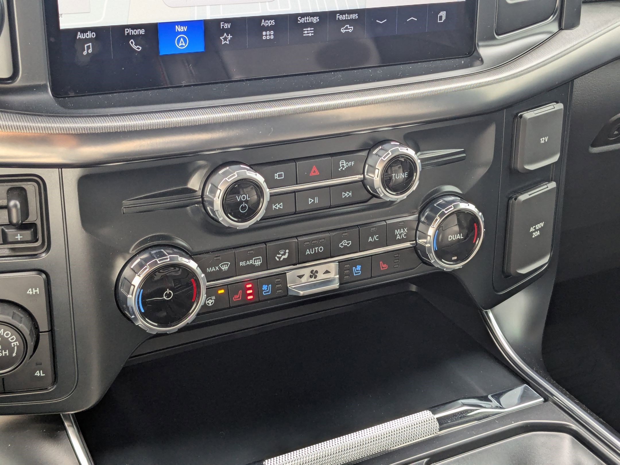 Used 2025 Ford F150 Raptor image 25