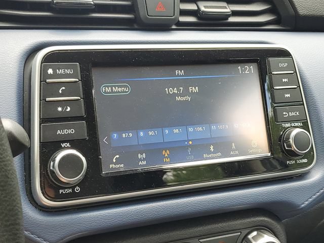 Used 2023 Nissan Versa SV FWD image 12