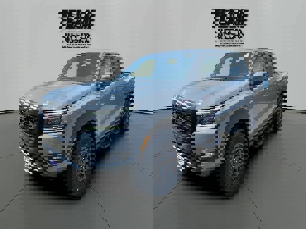 New 2025 Nissan Frontier PRO-4X image 3