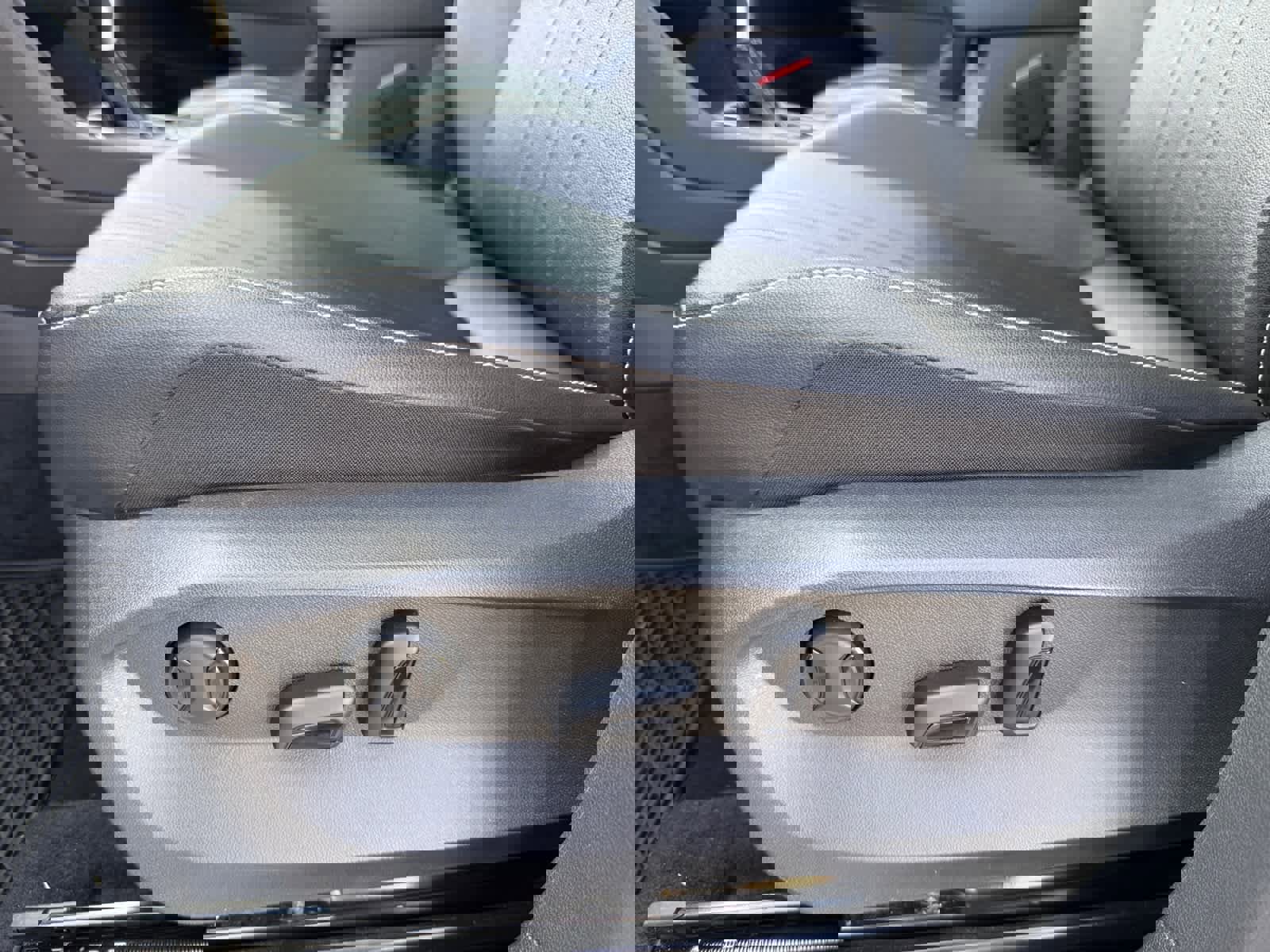 Used 2022 Volkswagen Tiguan SE R-Line AWD/4WD image 20