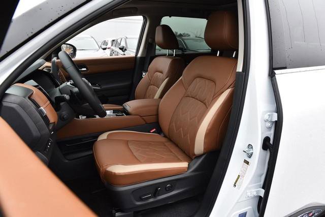 New 2026 Nissan Pathfinder Platinum image 24