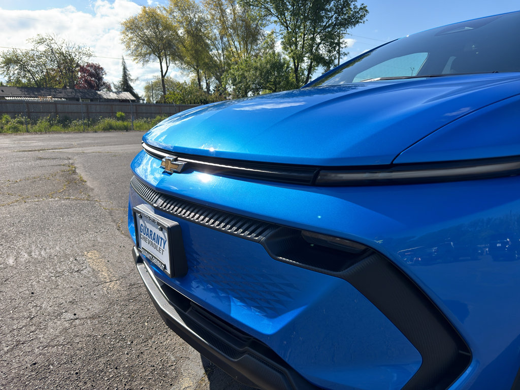 New 2026 Chevrolet Equinox EV LT FWD image 4