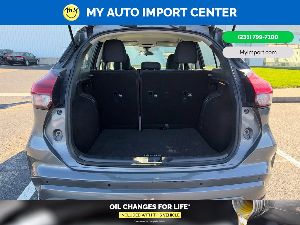 Used 2021 Nissan Kicks SV FWD image 26