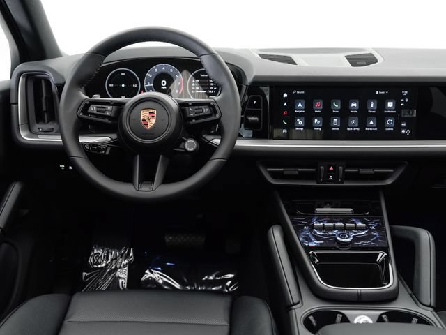 Certified 2025 Porsche Cayenne AWD/4WD image 17