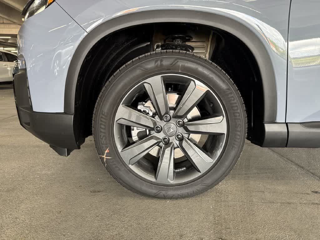 New 2026 Honda Pilot Sport image 10