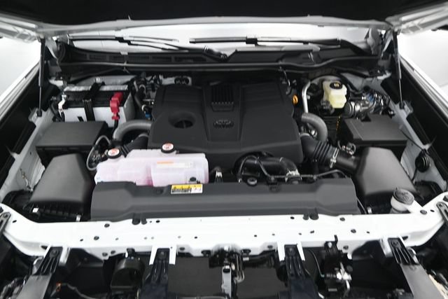 New 2026 Toyota Tundra Limited AWD/4WD image 17