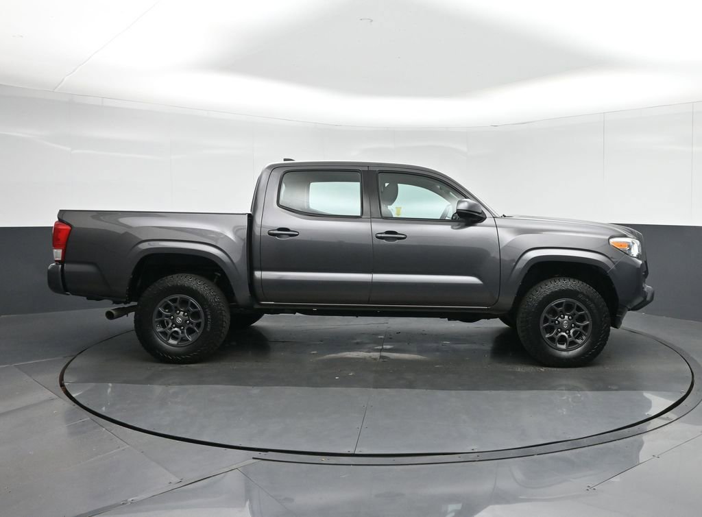 Used 2016 Toyota Tacoma SR w/ SR Convenience Package image 8