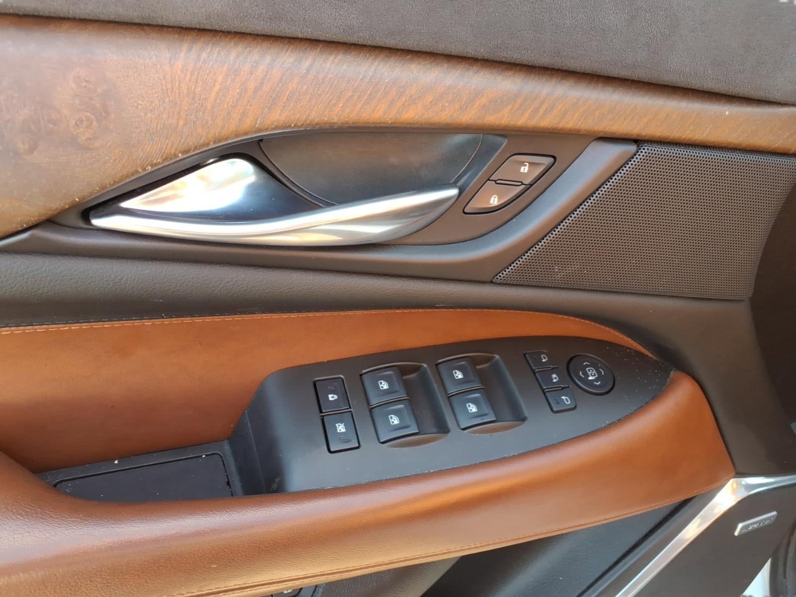 Used 2016 Cadillac Escalade Premium AWD/4WD image 17
