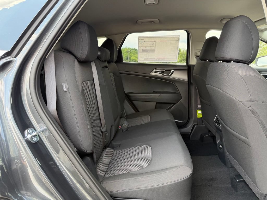 New 2026 Kia Sportage LX FWD image 28