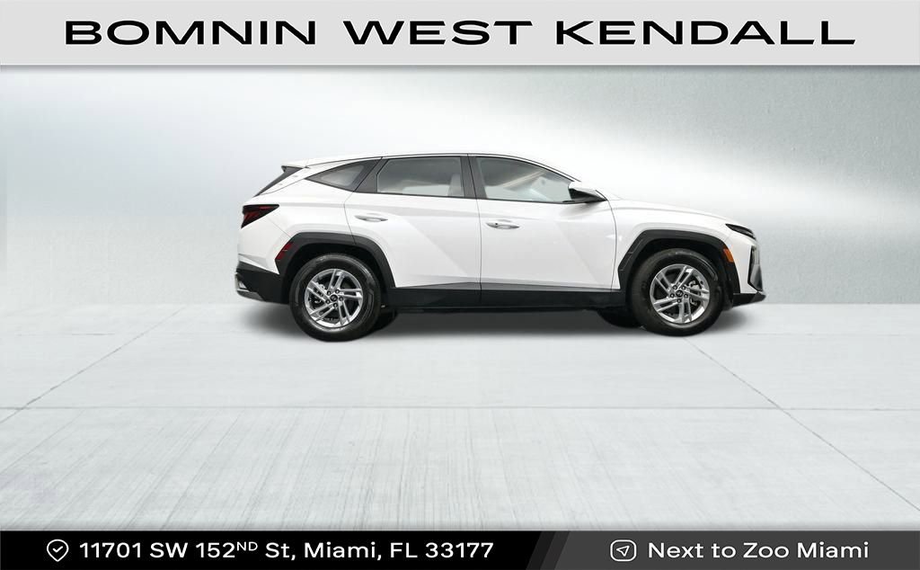 Used 2025 Hyundai Tucson SE image 26