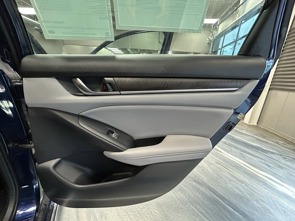 Used 2018 Honda Accord EX-L image 43