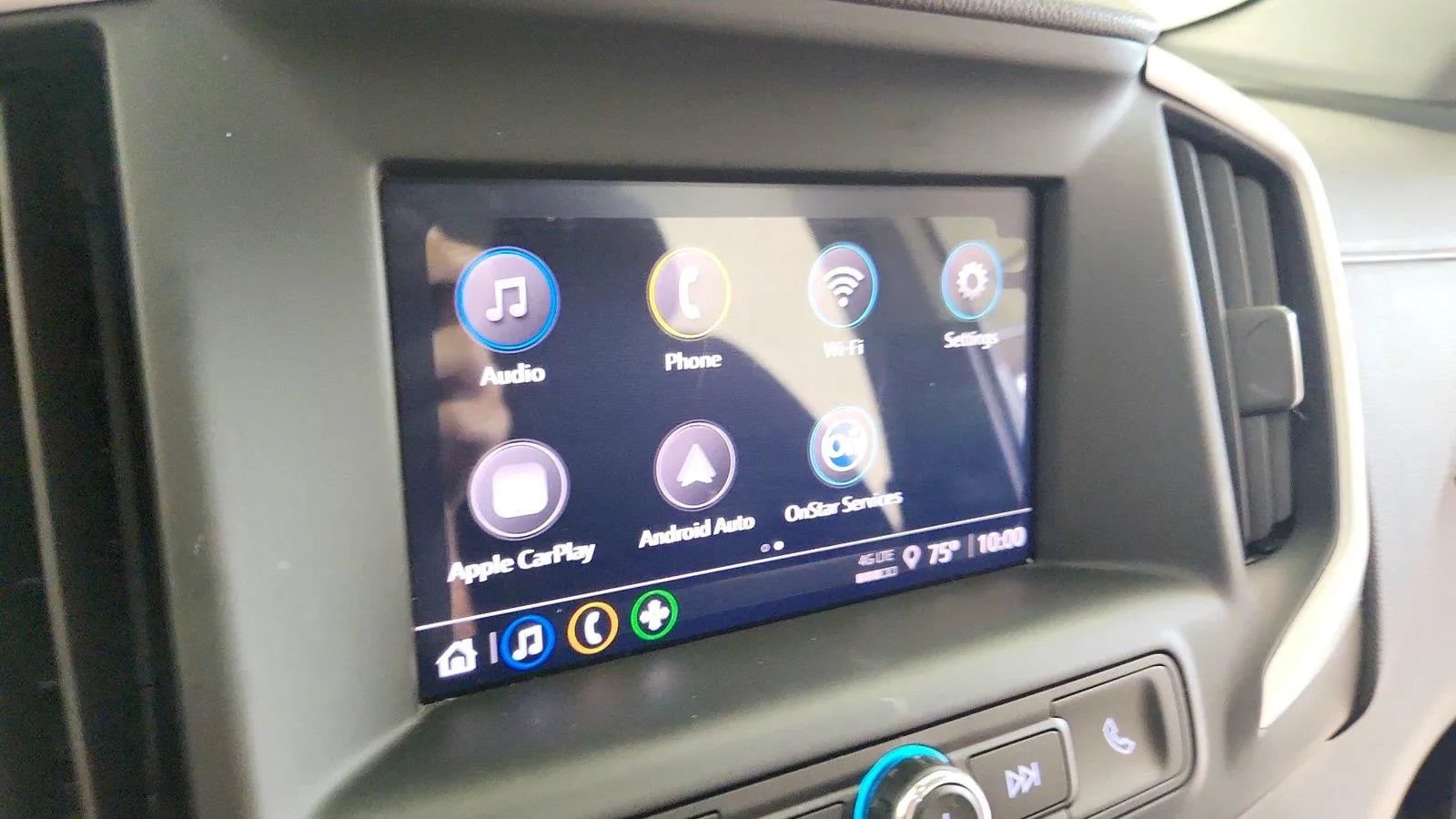 Used 2023 GMC Terrain SLE w/ Driver Convenience Package FWD image 21