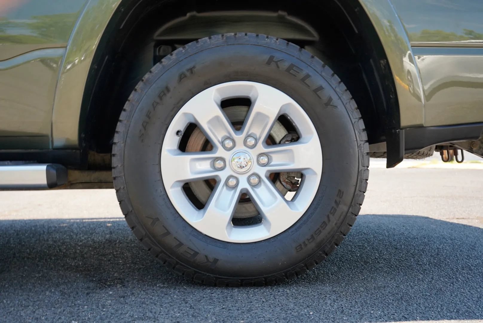Used 2021 RAM 1500 Laramie AWD/4WD image 17