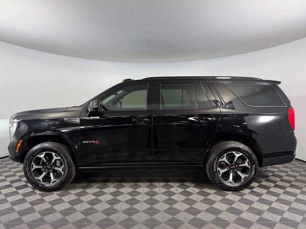 Used 2026 GMC Yukon AT4 w/ AT4 Premium Package AWD/4WD image 10