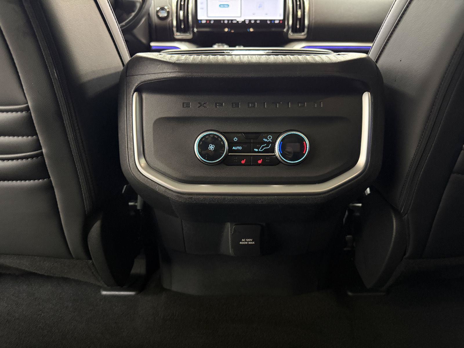 Used 2025 Ford Expedition Max Platinum AWD/4WD image 26