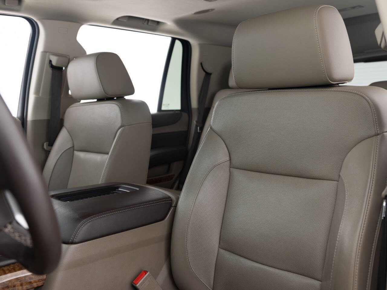 Used 2017 Chevrolet Tahoe Premier image 26