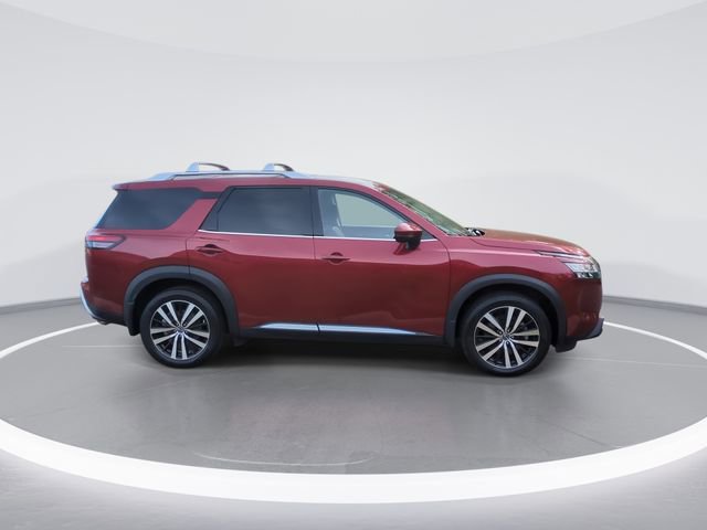 Used 2023 Nissan Pathfinder Platinum AWD/4WD image 9