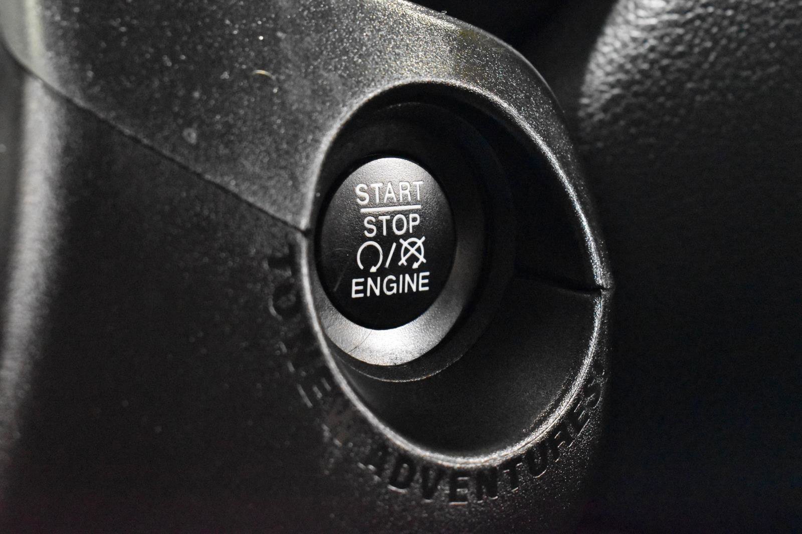 Used 2021 Jeep Renegade Sport image 13