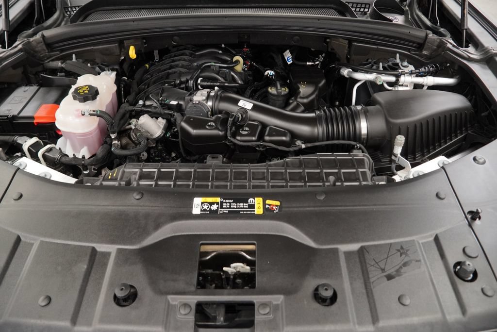Used 2025 Jeep Grand Cherokee Laredo X AWD/4WD image 51
