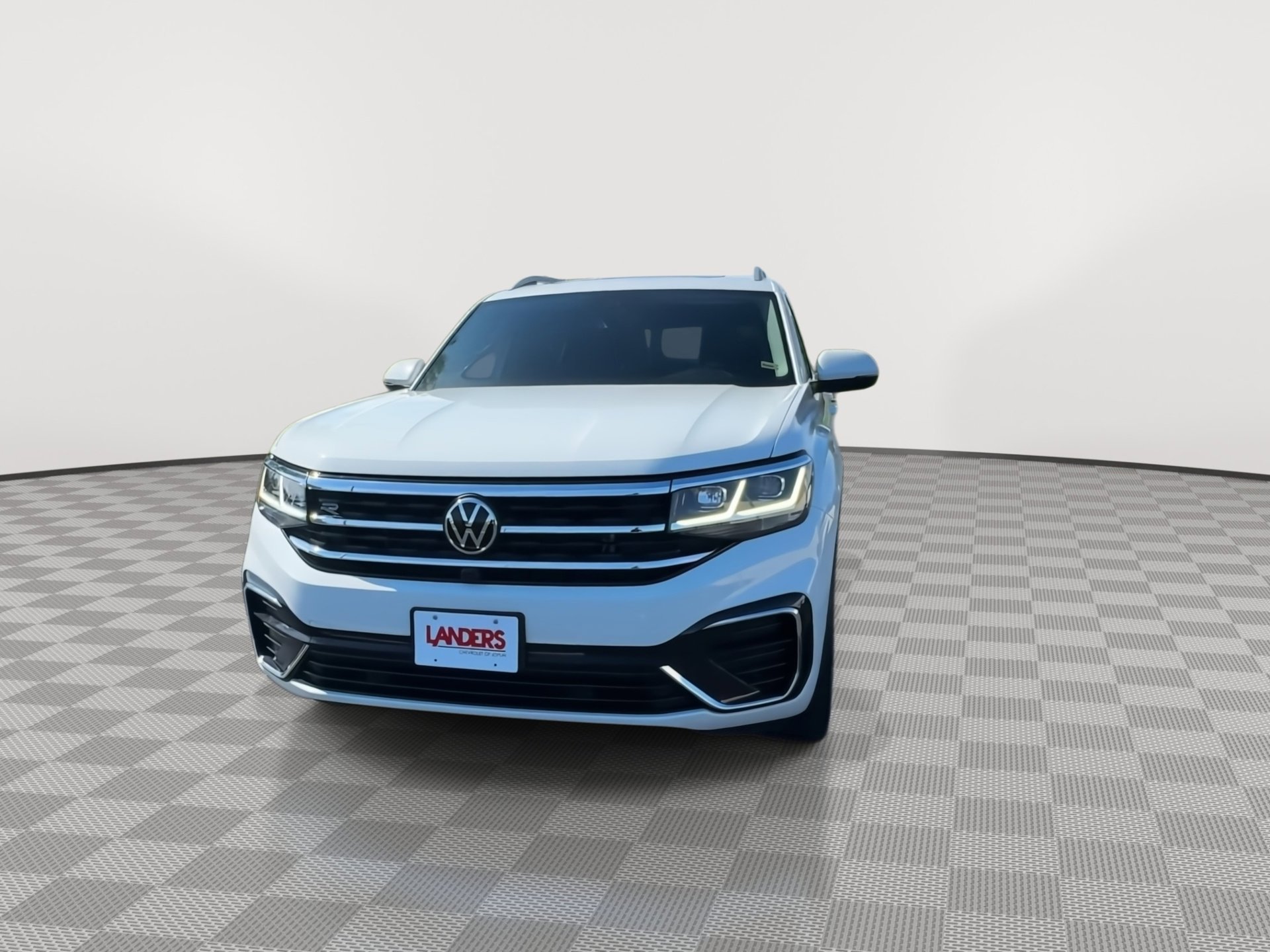 Used 2022 Volkswagen Atlas SEL Premium image 4