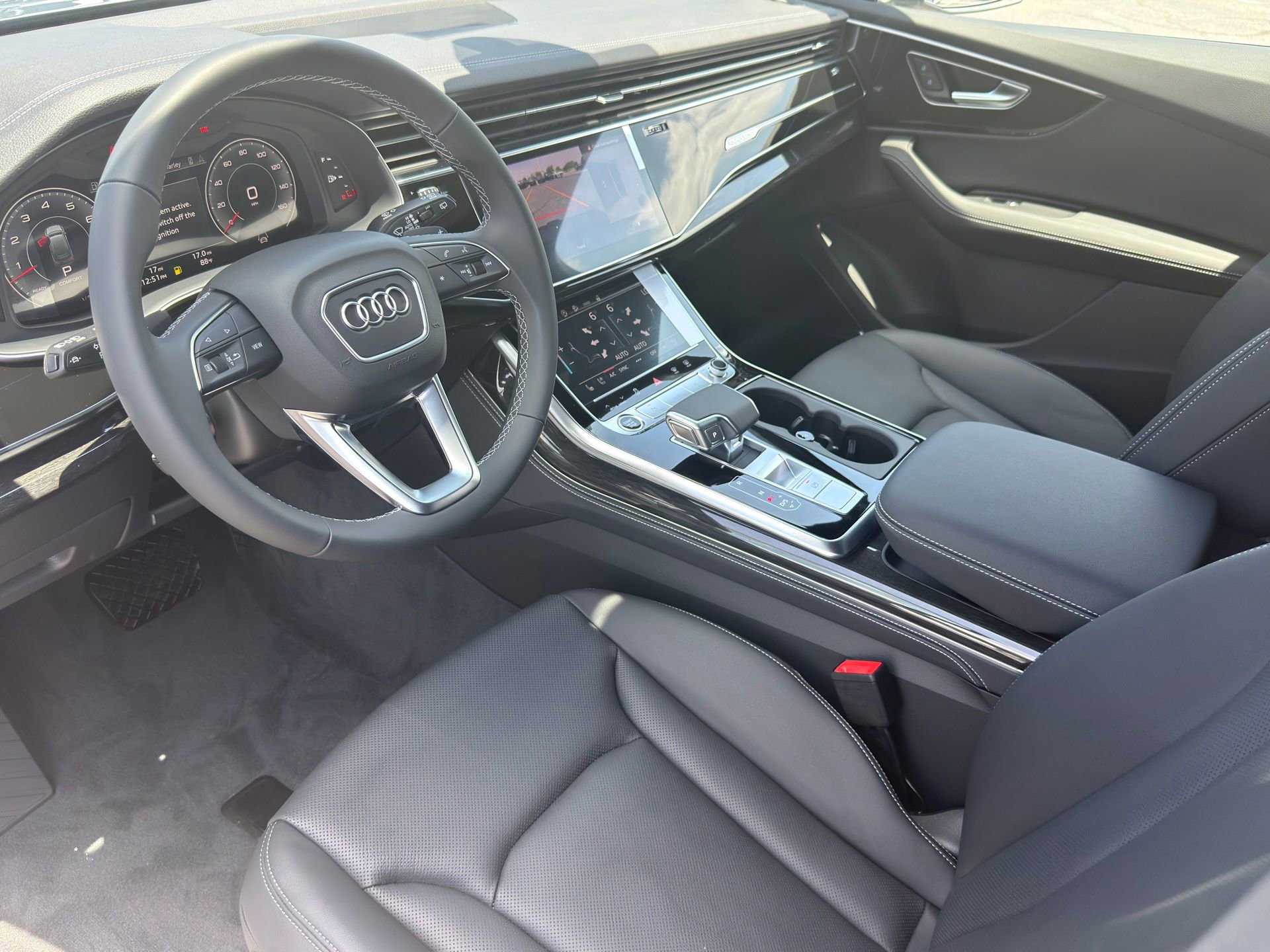 New 2026 Audi Q7 3.0T Premium Plus AWD/4WD image 9
