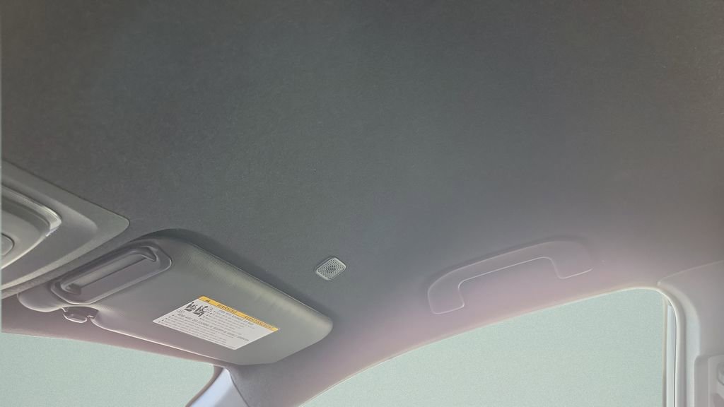 Used 2024 Toyota Corolla Cross SE image 20