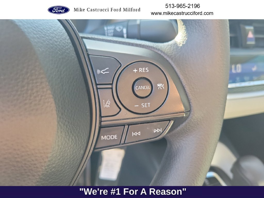 Used 2020 Toyota Corolla LE FWD image 18