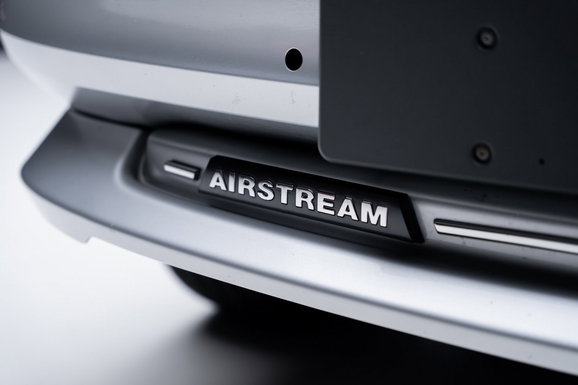 Used 2022 Mercedes-Benz Sprinter 144 Cargo image 14