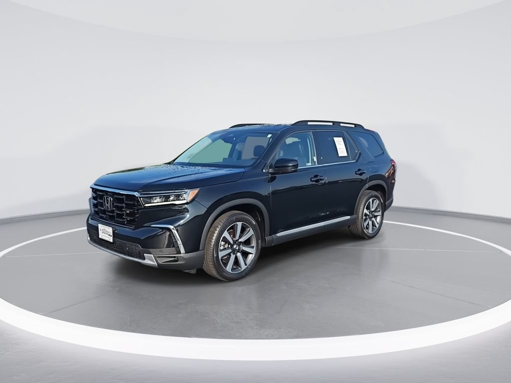 Used 2024 Honda Pilot Touring image 5