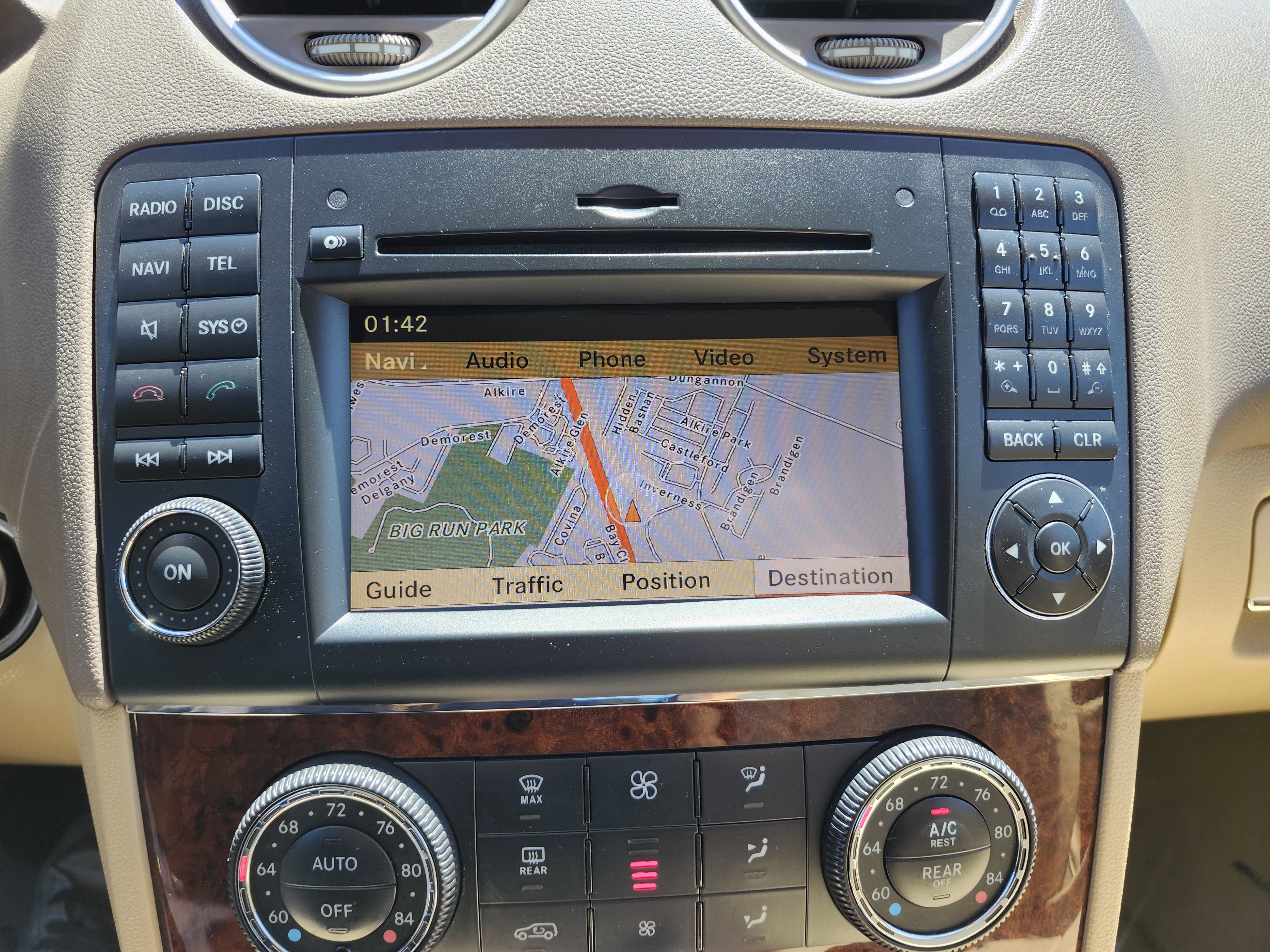Used 2011 Mercedes-Benz ML 350 4MATIC image 4
