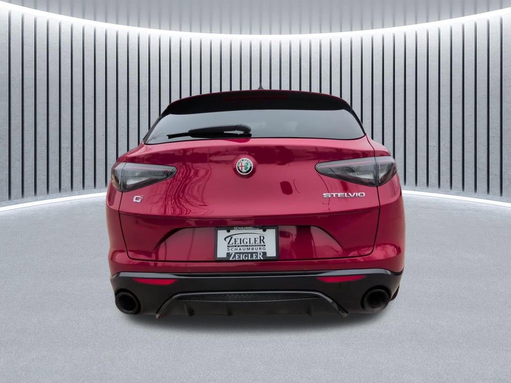 Used 2024 Alfa Romeo Stelvio Veloce AWD/4WD image 8
