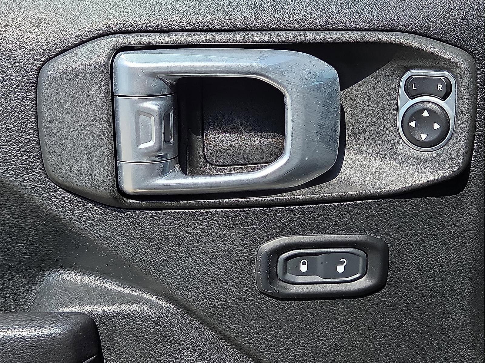 Used 2020 Jeep Wrangler Unlimited Rubicon image 13