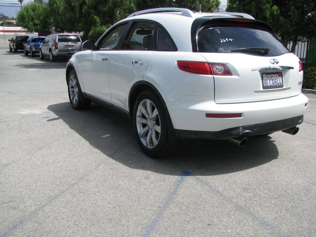 Used 2004 INFINITI FX35 2WD w/ Touring Pkg image 4