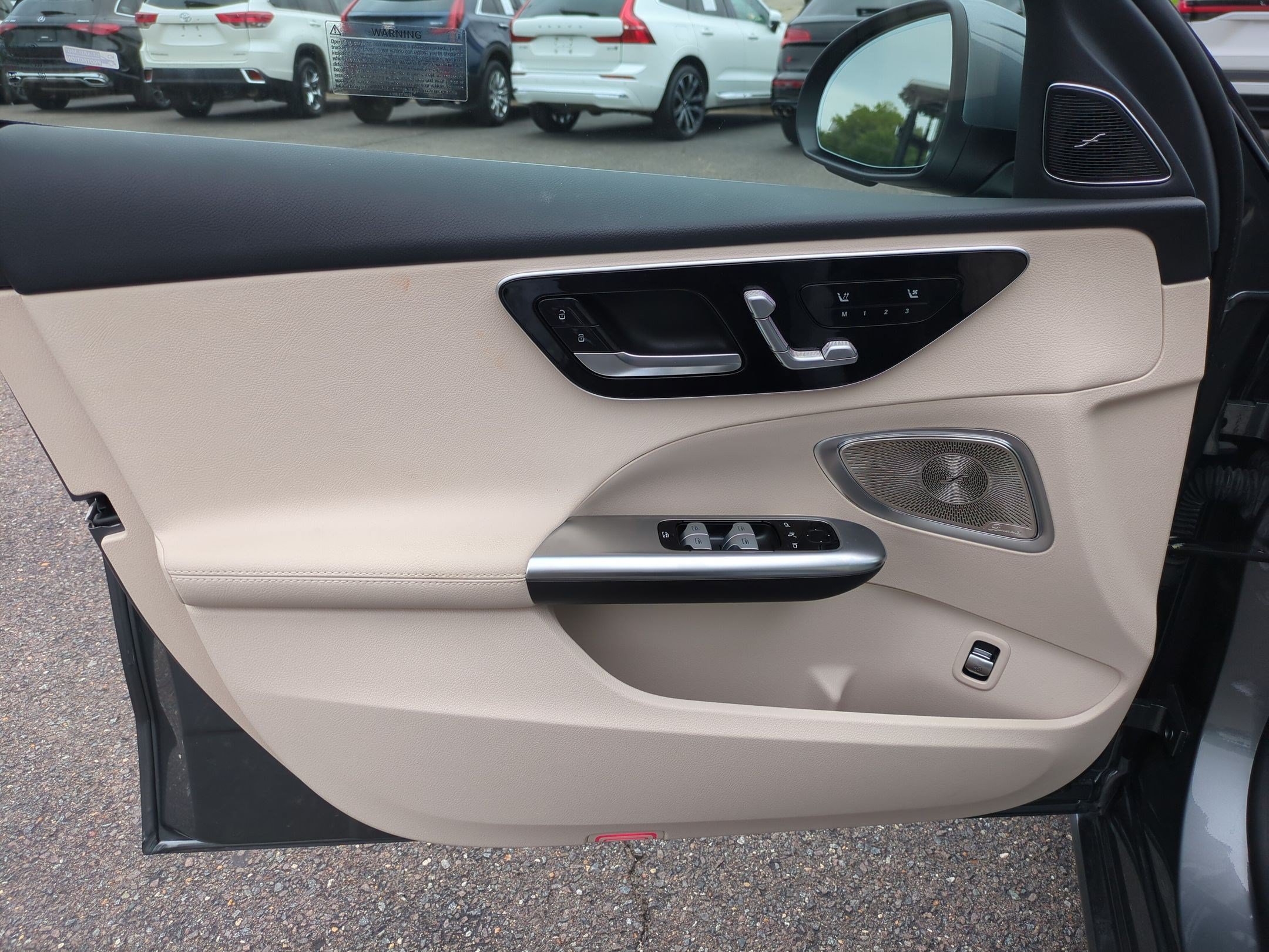 Used 2025 Mercedes-Benz C 300 Sedan image 12