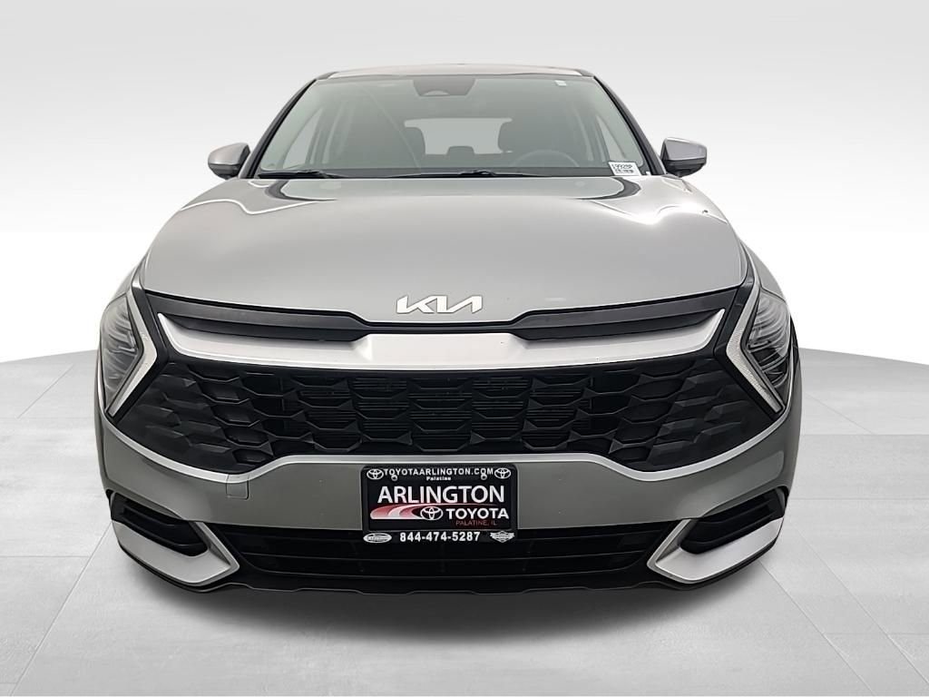 Used 2025 Kia Sportage LX image 9